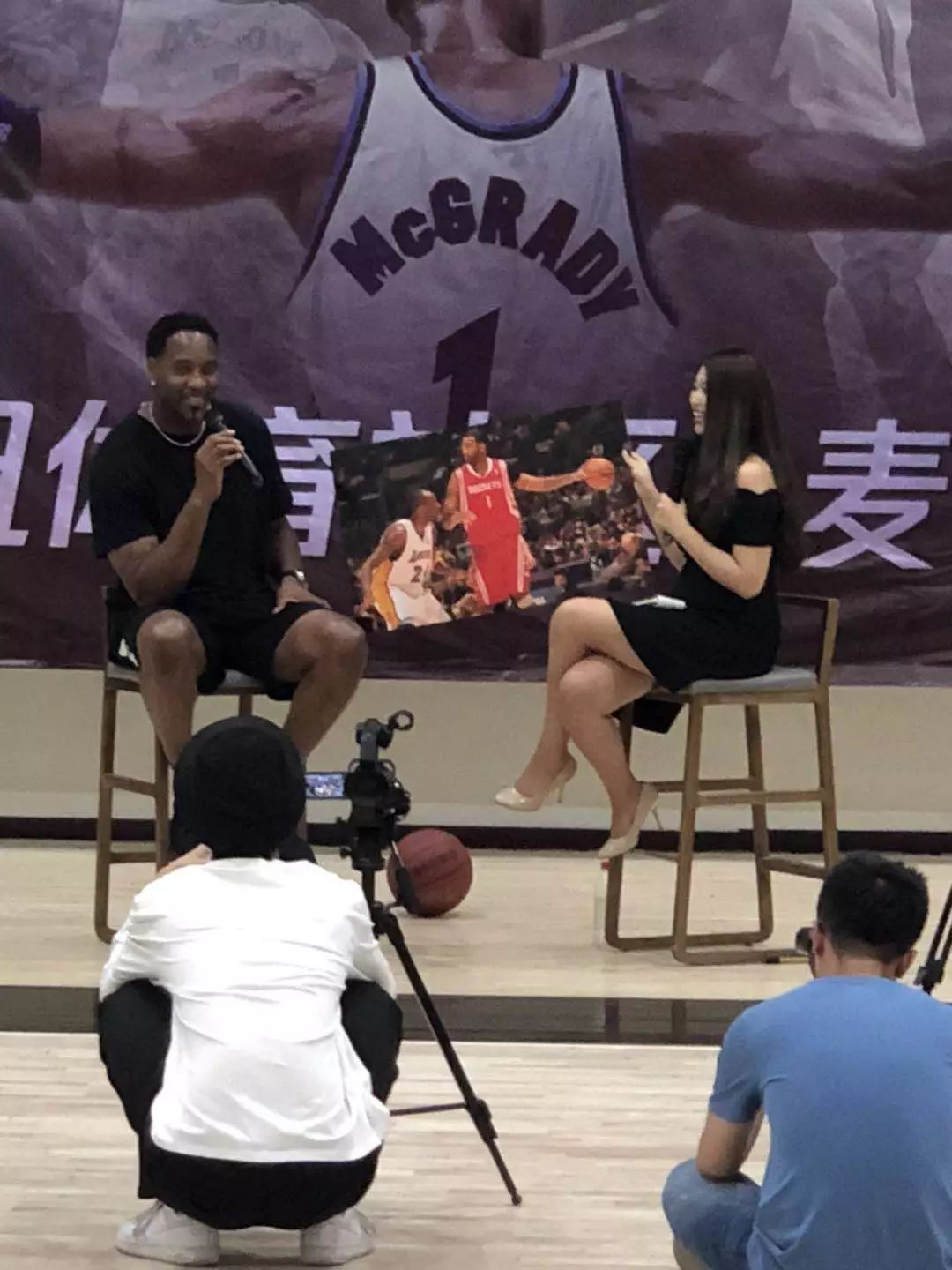门口有人 门口有人
